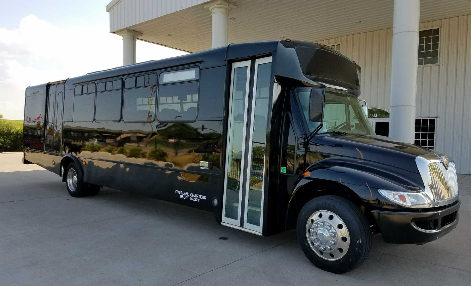 Overland Park Airport Shuttle Recommendations overlandcharters.com